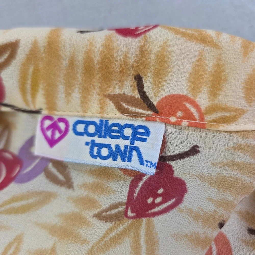 Vintage College Town Fruit Print Button Down Blouse Tan Orange Purple Distressed - Picture 3 of 8